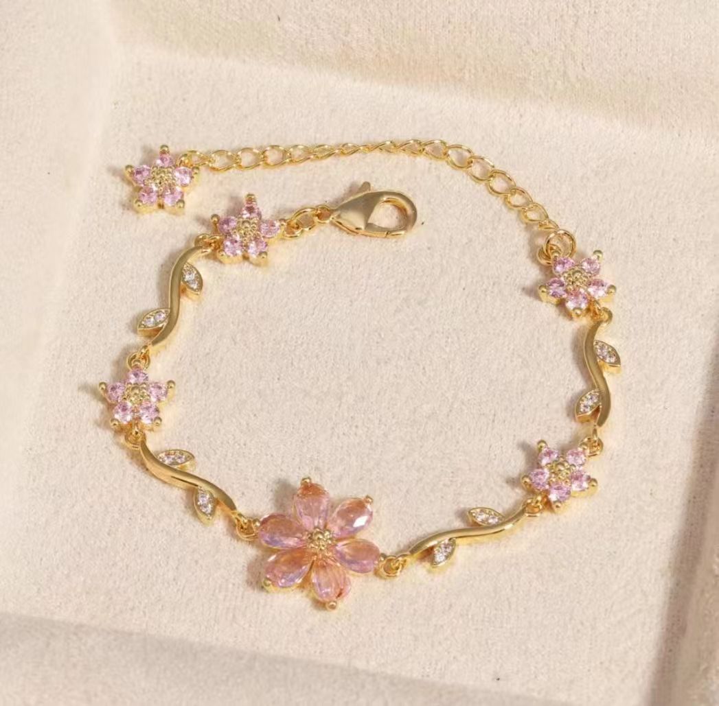 Copper Bracelet With Zirconia-Inlaid Heart-Shaped Flower And Butterfly Design