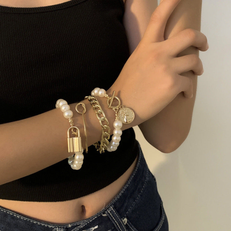 Fashion Alloy Pearl Portrait Bracelet Set