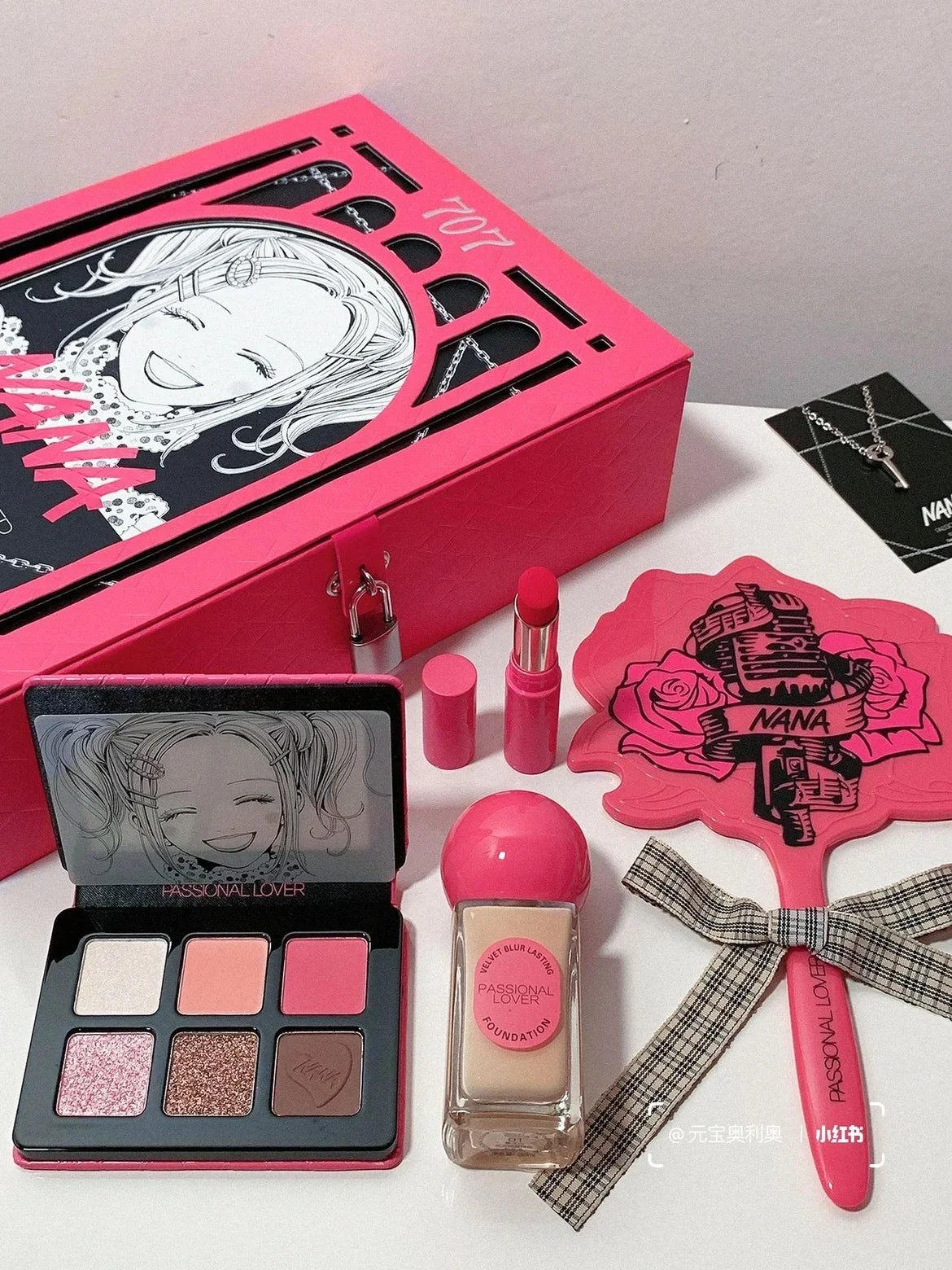 In StockAnime Nana Joint Name Makeup Gift Box Hot Girl Lipstick Foundation Eyeshadow Palette Set Sexy Long Lasting Cosmetic Gift
