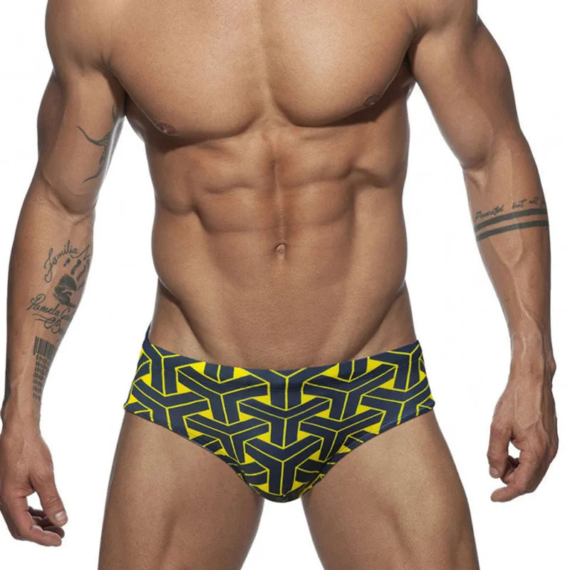 Front Zipper Triangle Swimsuit Print Swim Trunks Low Waist Swimwear Men Sexy Boxers Running Sports Briefs Beachwear Swim Trunks